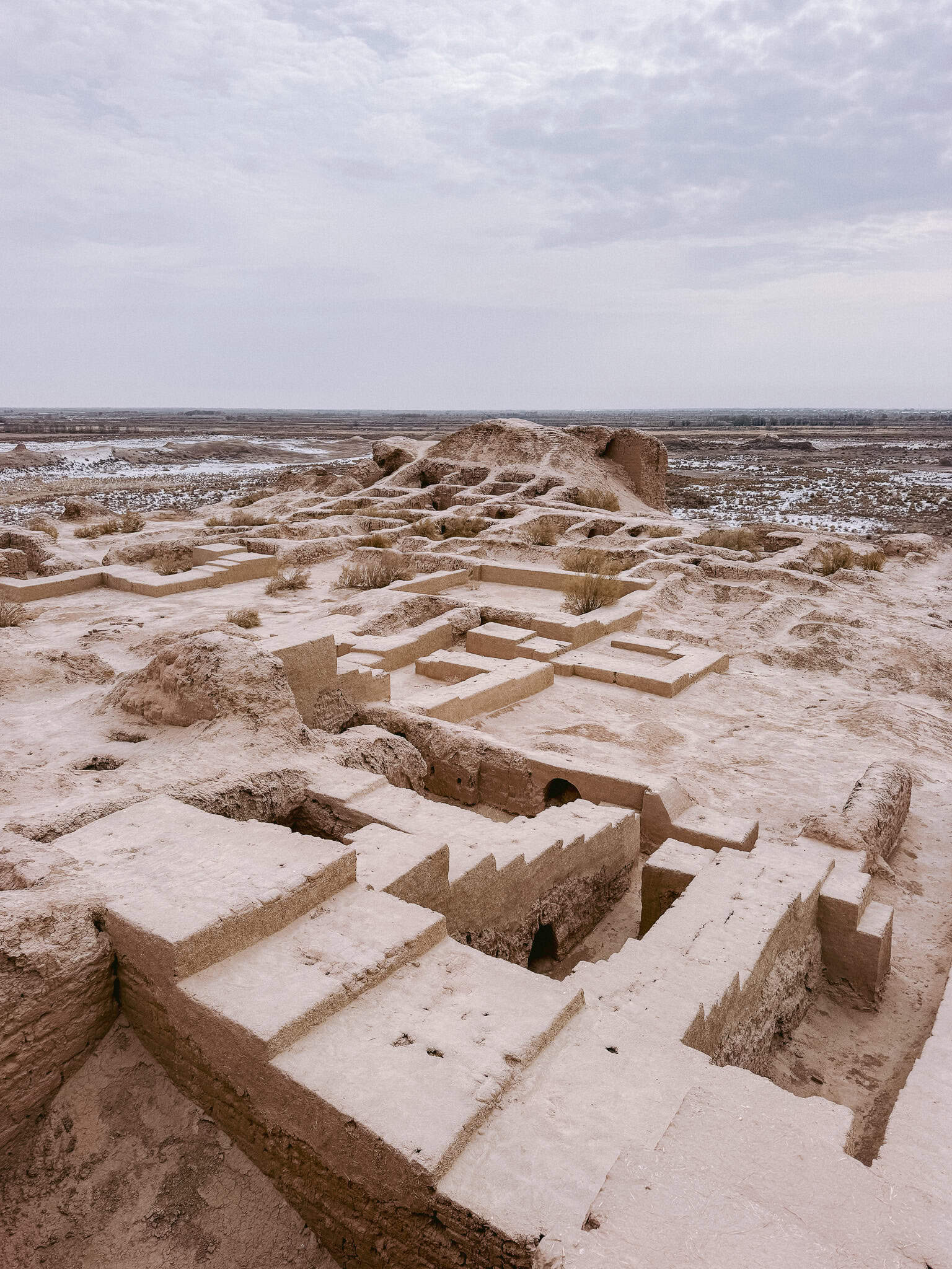 Toprak Qala fortress ruins in Karakalpakstan’s desert landscape in Uzbekistan